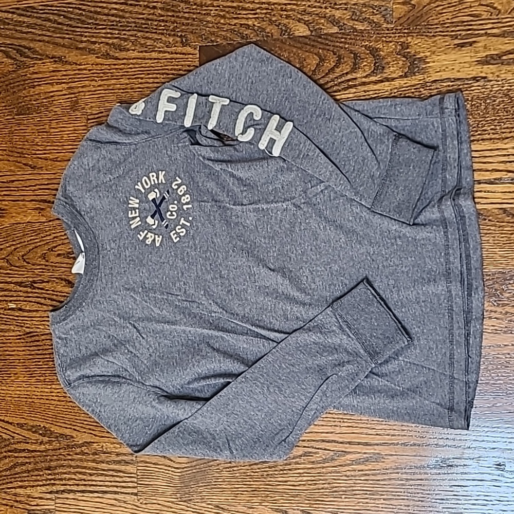 Abercrombie & Fitch Gray Long Sleeve Muscle T-Shirt Size Small